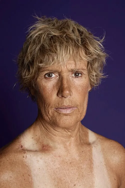 Diana Nyad interpretando a Herself