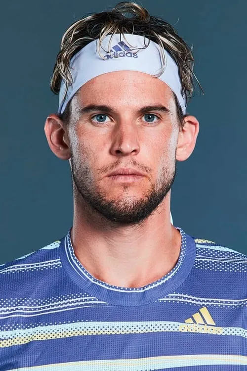 Dominic Thiem interpretando a Self (archive footage)