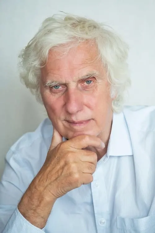 Douglas Kirkland interpretando a Photographer