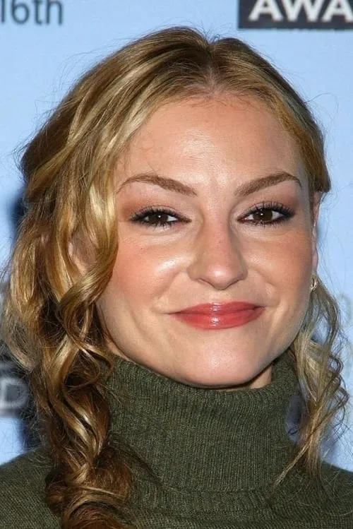 Drea de Matteo interpretando a Diane Harkin