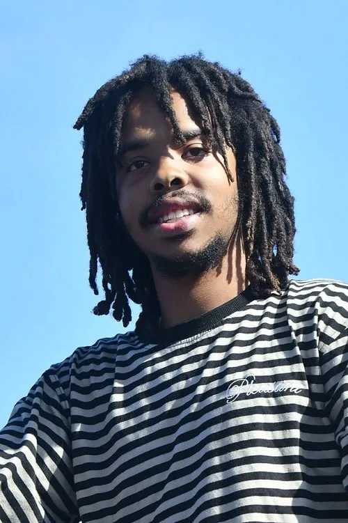 Earl Sweatshirt interpretando a Self