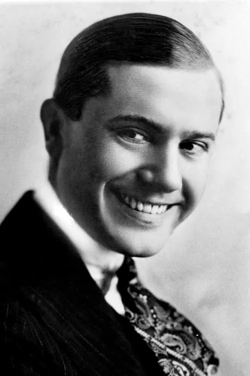 Actor Eddie Lyons