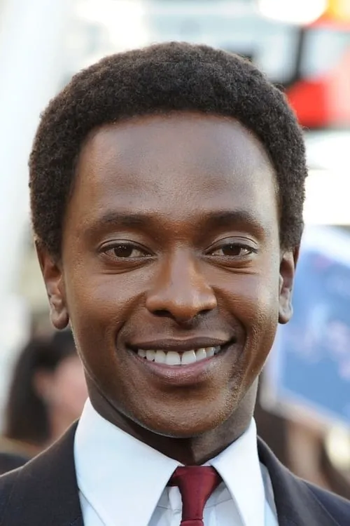 Foto de perfil del actor Edi Gathegi en el reparto