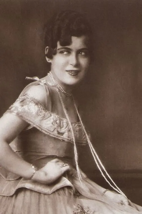 Actor Edith Meller