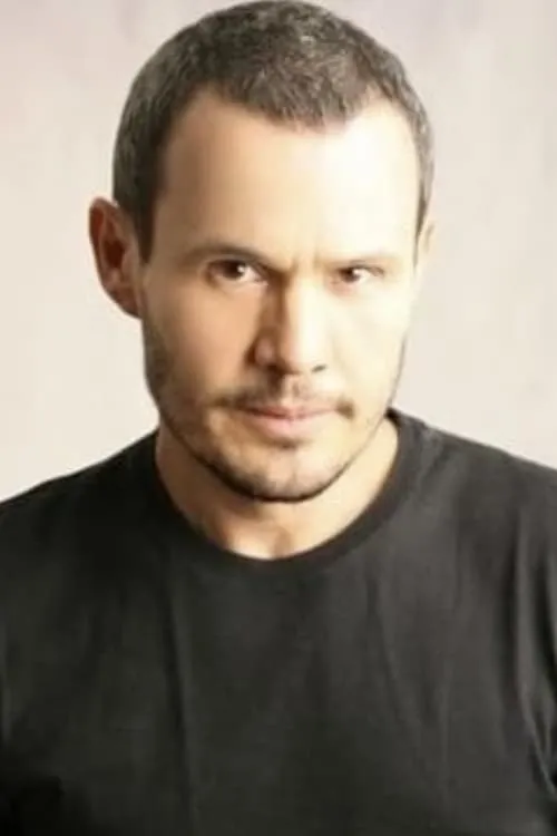 Actor Edmilson Barros