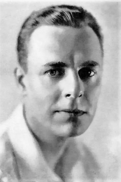 Actor Edward Earle