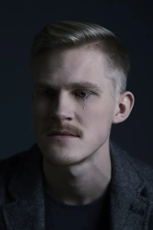 Actor Eirik Hallert