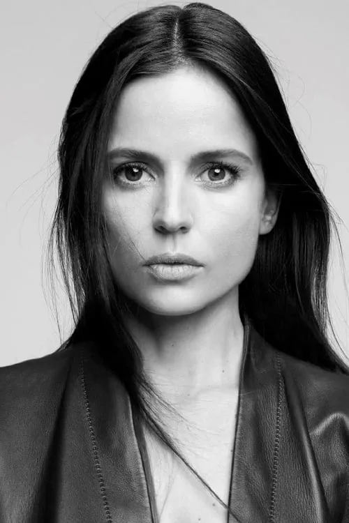 Elena Anaya interpretando a Ana