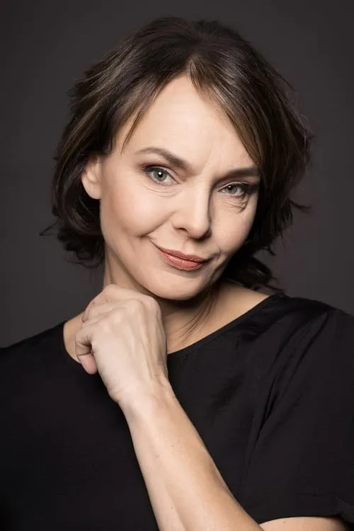 Actor Elina Reinold