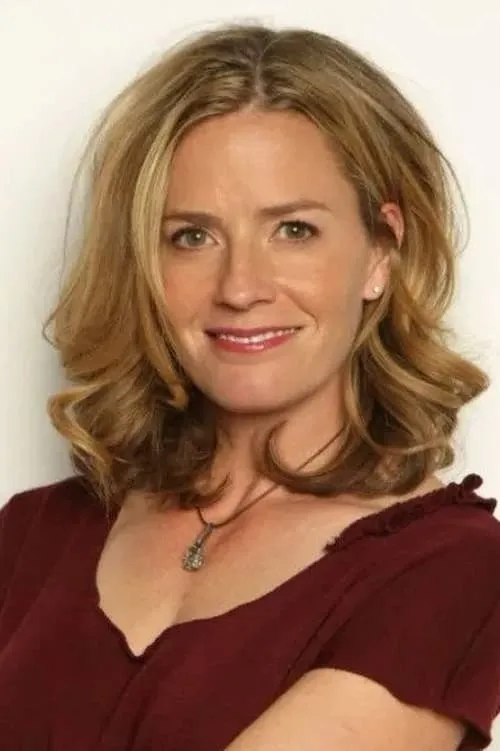 Actor Elisabeth Shue