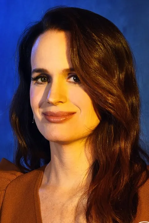 Elizabeth Reaser interpretando a Susan