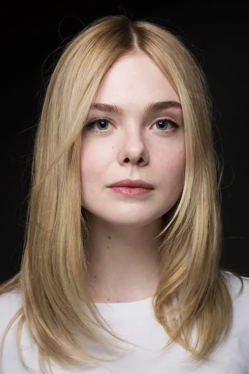 Ever Rabineau ha trabajado con Elle Fanning en 1 ocasiones