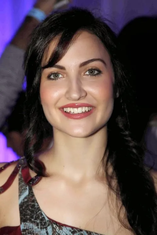 Elli Avram interpretando a Dr. Magdalene Ellis