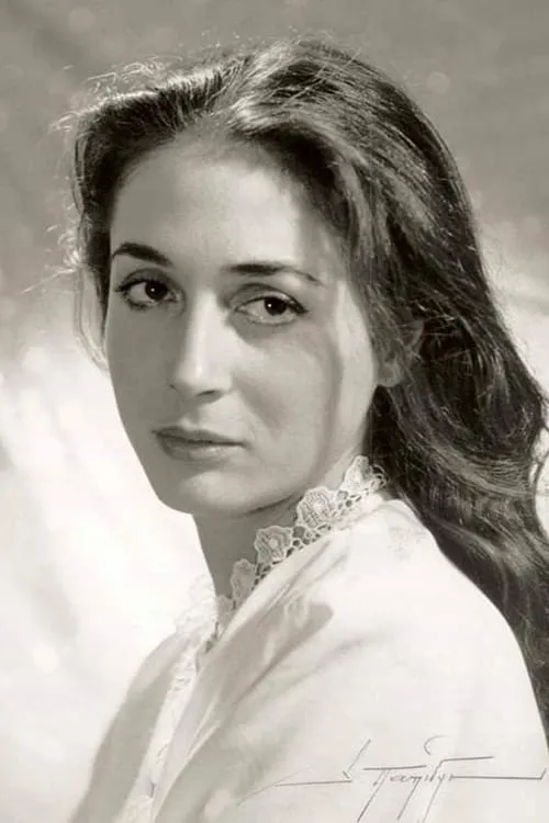 Actor Ellie Lambeti