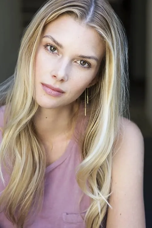 Emma Ishta en el reparto