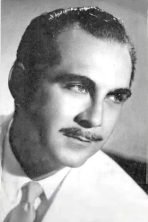 Actor Enrique Santisteban