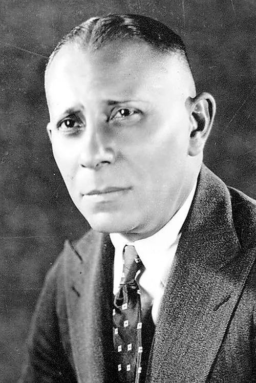 Erich von Stroheim interpretando a Prof. Franz Mueller