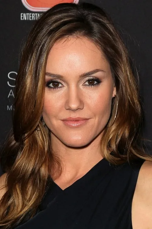 Actor Erinn Hayes