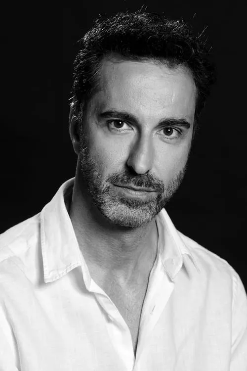 Actor Ermin Bravo