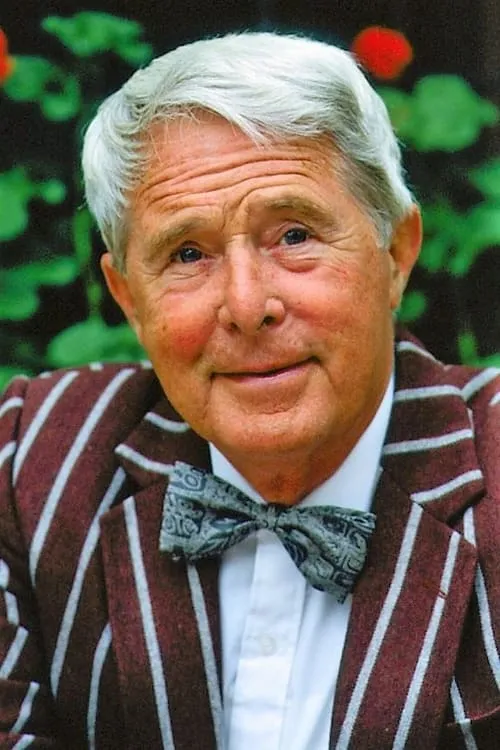 Actor Ernie Wise