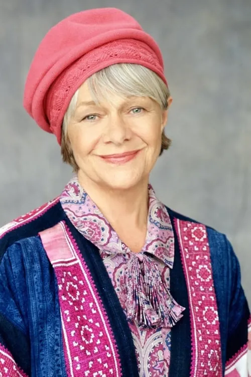 Estelle Parsons interpretando a Louise