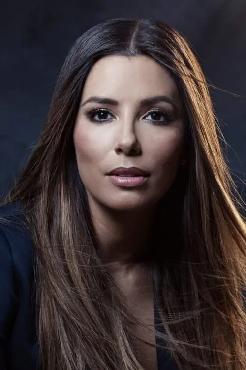 Eva Longoria interpretando a Paulina