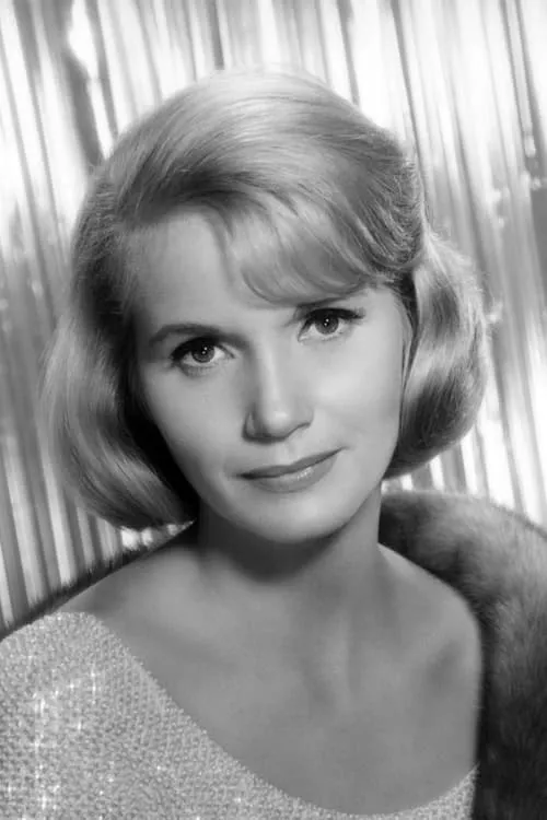 Kathryn Holcomb ha trabajado con Eva Marie Saint en 2 ocasiones