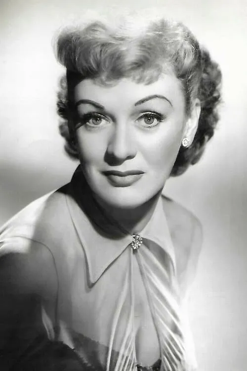 Eve Arden interpretando a Sally Aikens