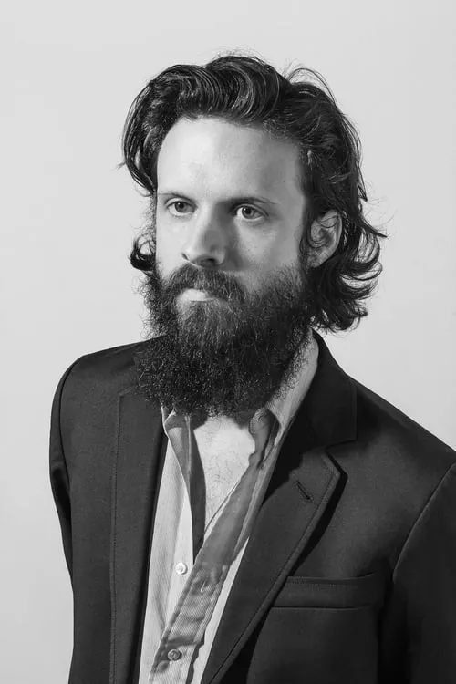 Father John Misty en el reparto