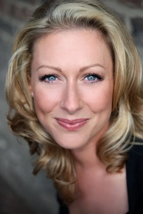 Actor Faye Tozer