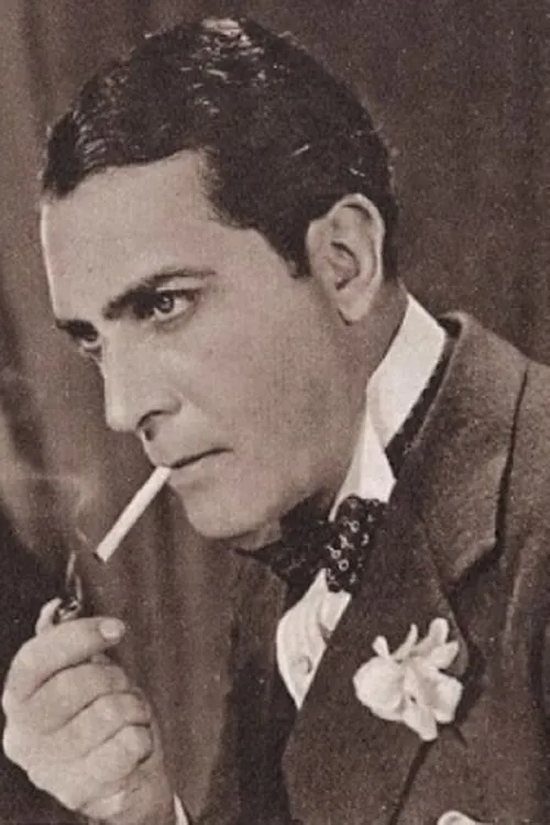 Félix de Pomés interpretando a Lorenzo