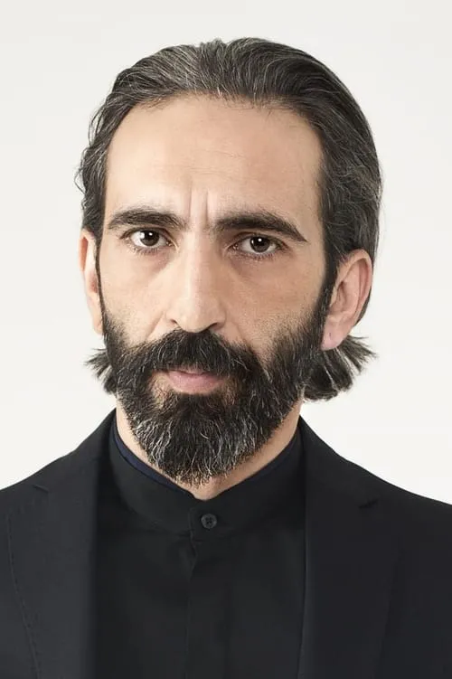 Actor Fırat Tanış