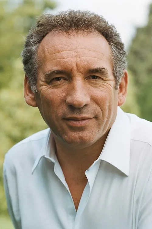 François Bayrou interpretando a Self