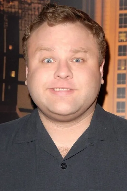 Frank Caliendo interpretando a Creepy Contractor