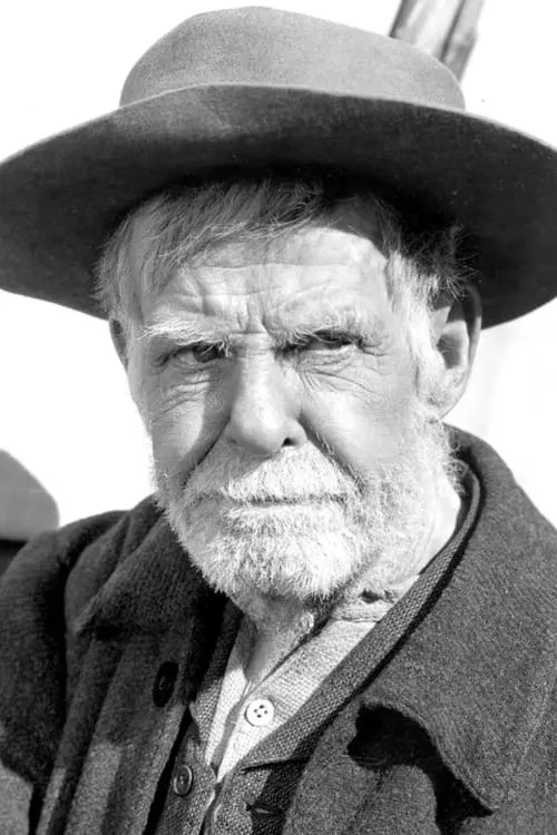 Actor Frank Darien