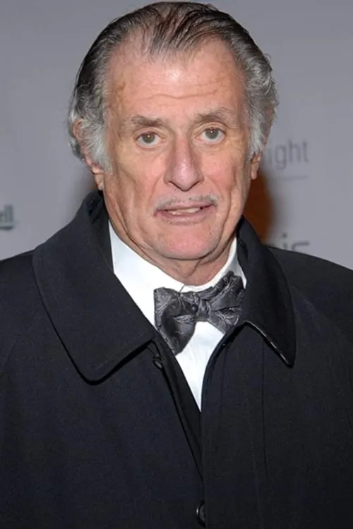 Frank Deford interpretando a Self