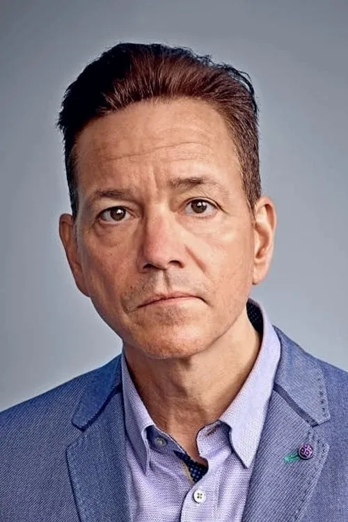 Frank Whaley interpretando a Archer