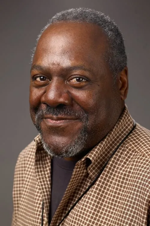 Frankie Faison interpretando a JoJo Anderson