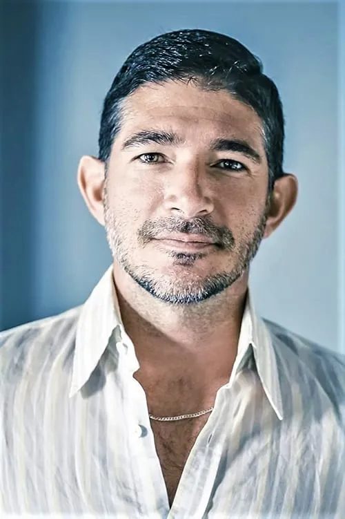 Actor Frankie Valenti