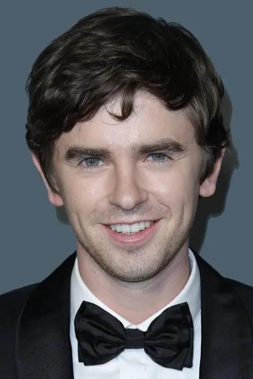 Bonnie McKee ha trabajado con Freddie Highmore en 1 ocasiones