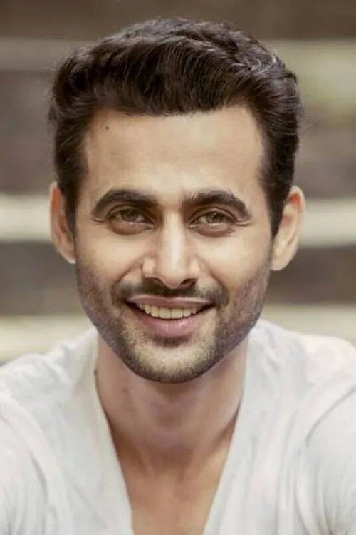 Freddy Daruwala en el reparto