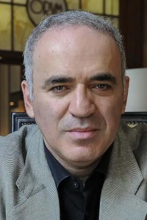 Garry Kasparov interpretando a self