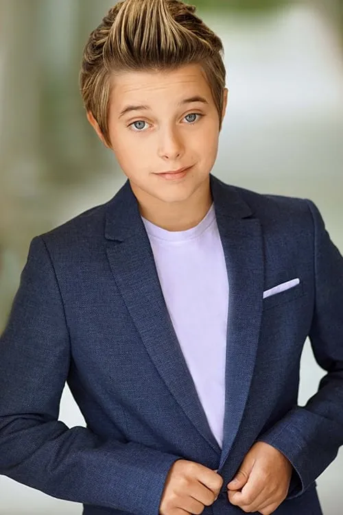 Actor Gavin Magnus