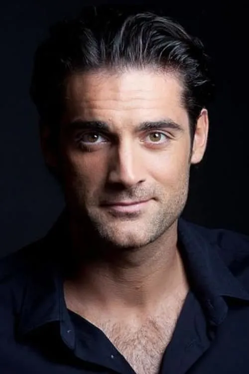 Actor Gil Alma