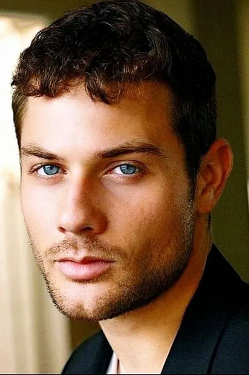 Actor Gino Anthony Pesi