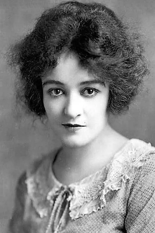 Actor Gladys Brockwell