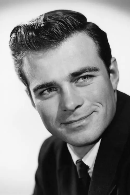 Actor Glenn Corbett