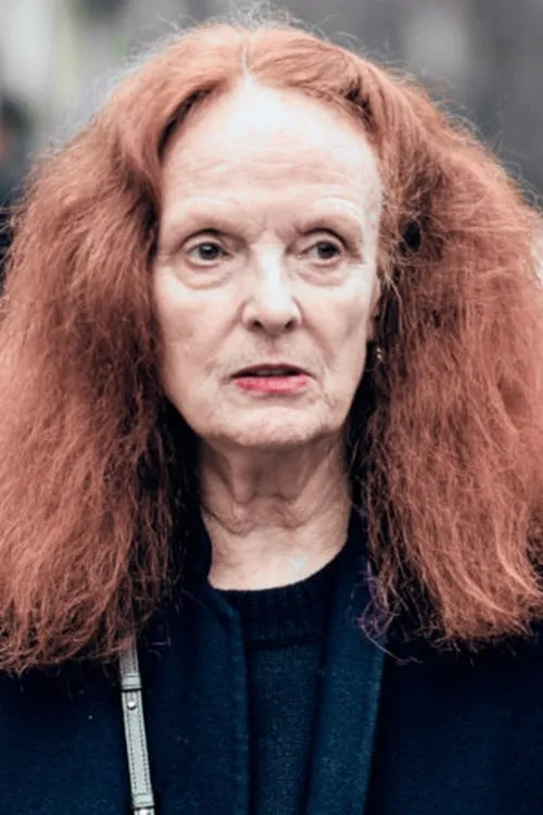 Grace Coddington interpretando a Self