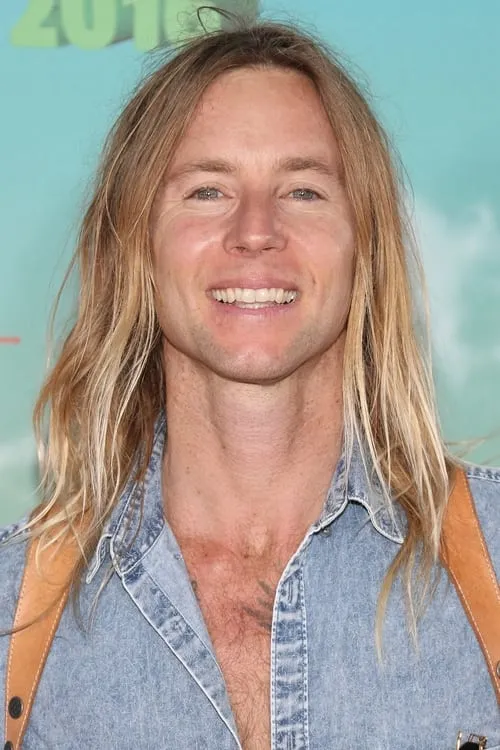 Joe Childs ha trabajado con Greg Cipes en 1 ocasiones