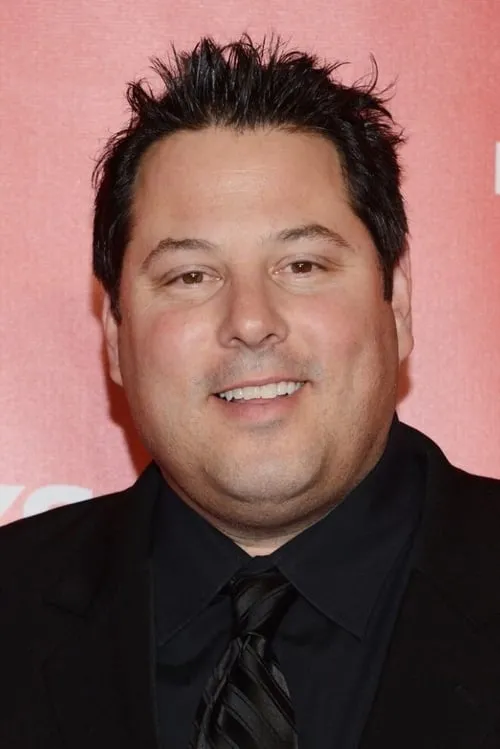 Greg Grunberg interpretando a Evan